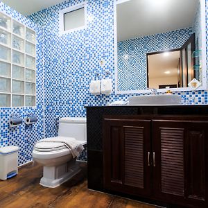 Deluxe Bungalow
